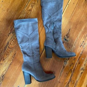 Journee Collection Knee high boots
